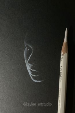 Рисунки белым карандашом на черной бумаге