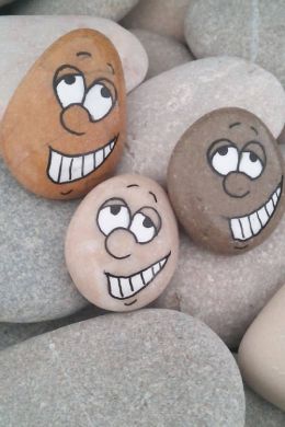 Рисунки на камнях для детей