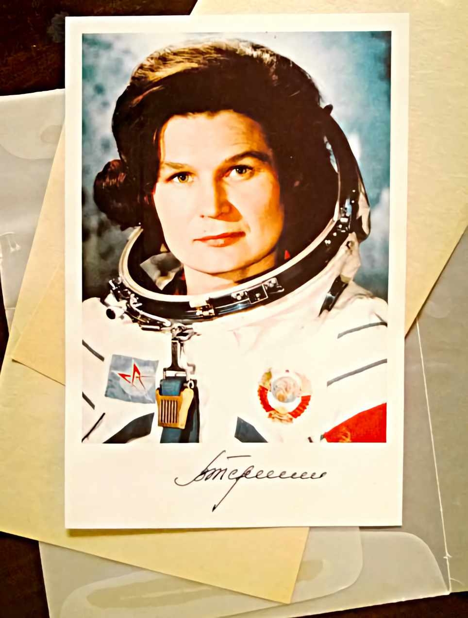 Самая первая женщина космонавт. Портрет Терешковой. Портрет Терешковой Космонавта.