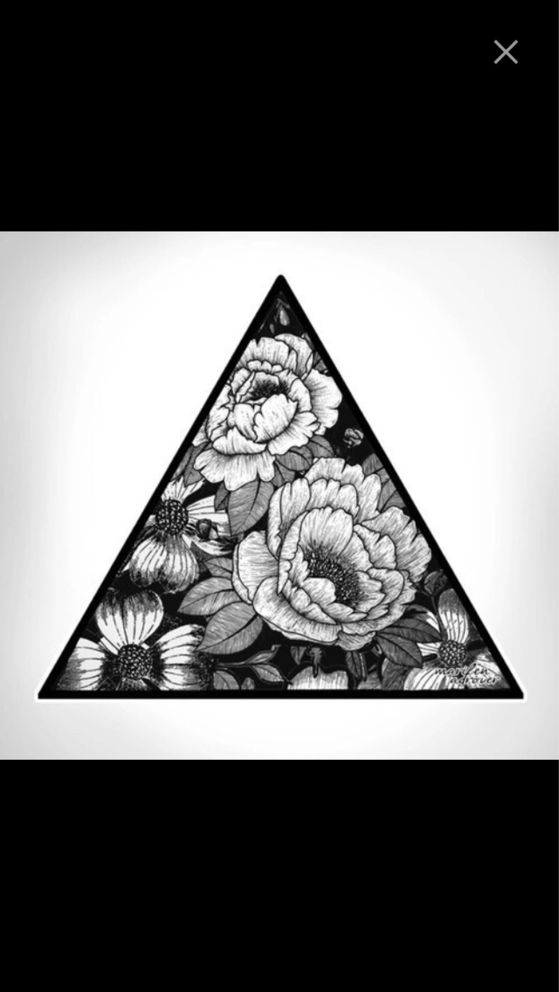 Цветы в треугольнике