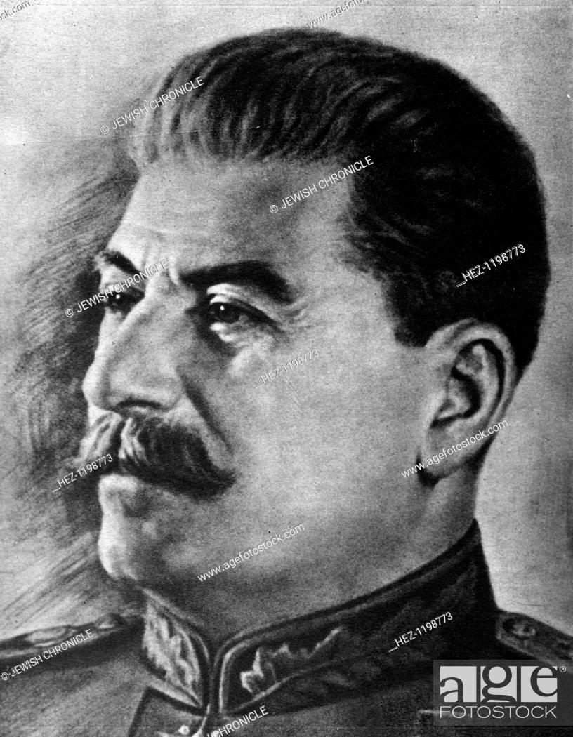 Сталин, Иосиф Виссарионович (1879–1953), политик.