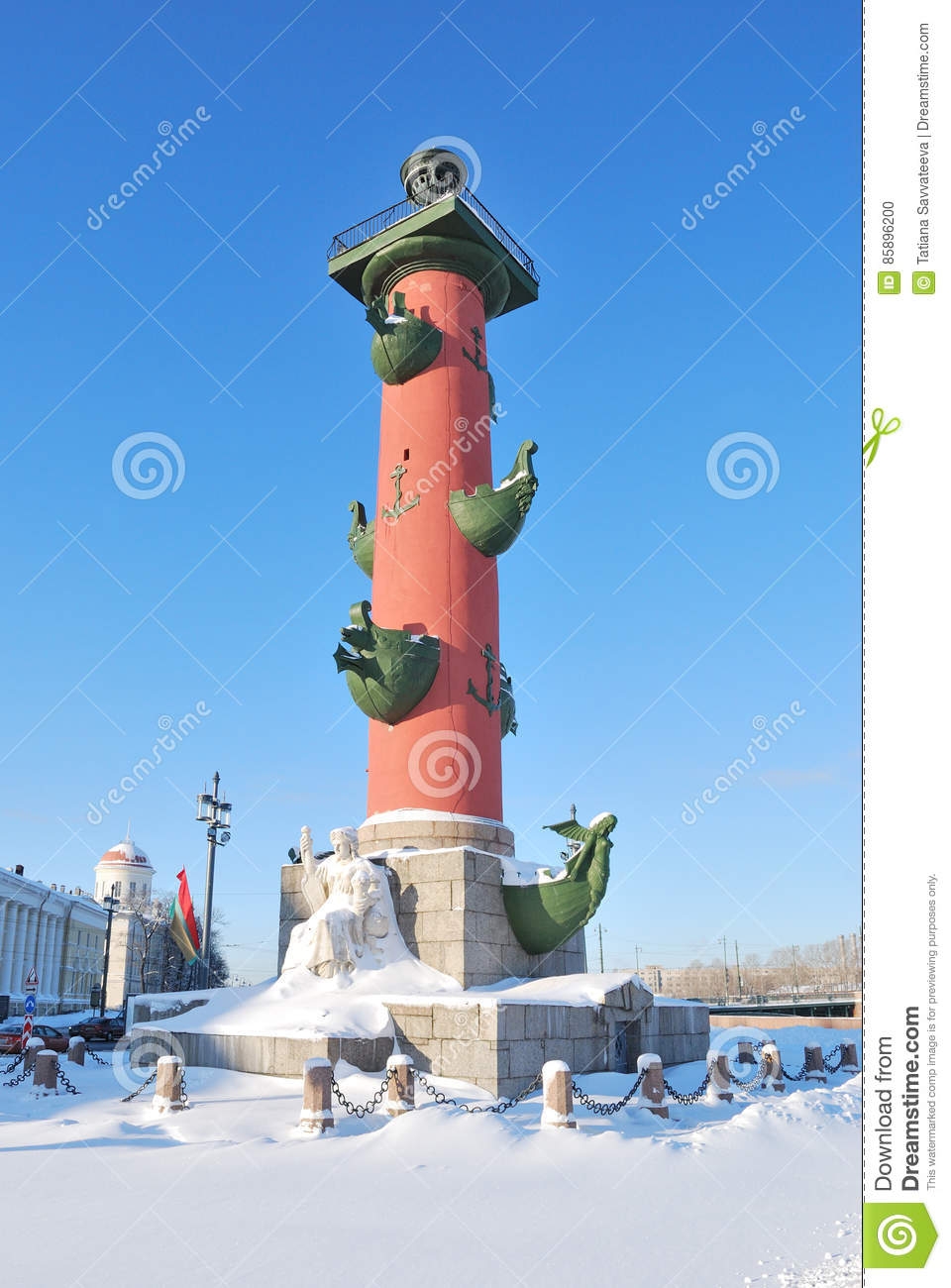 Ростральные колонны Санкт-Петербург зима