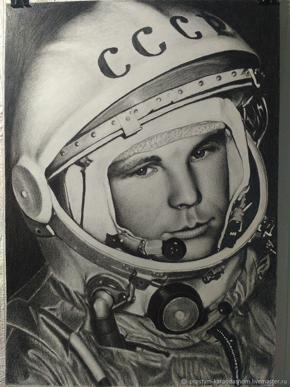 Рисунок гагарин в мире и россии. Гагарин космонавт. Портрет Юрия Гагарина.