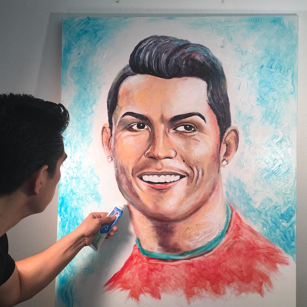 Футболист Роналдо портреты акрилом