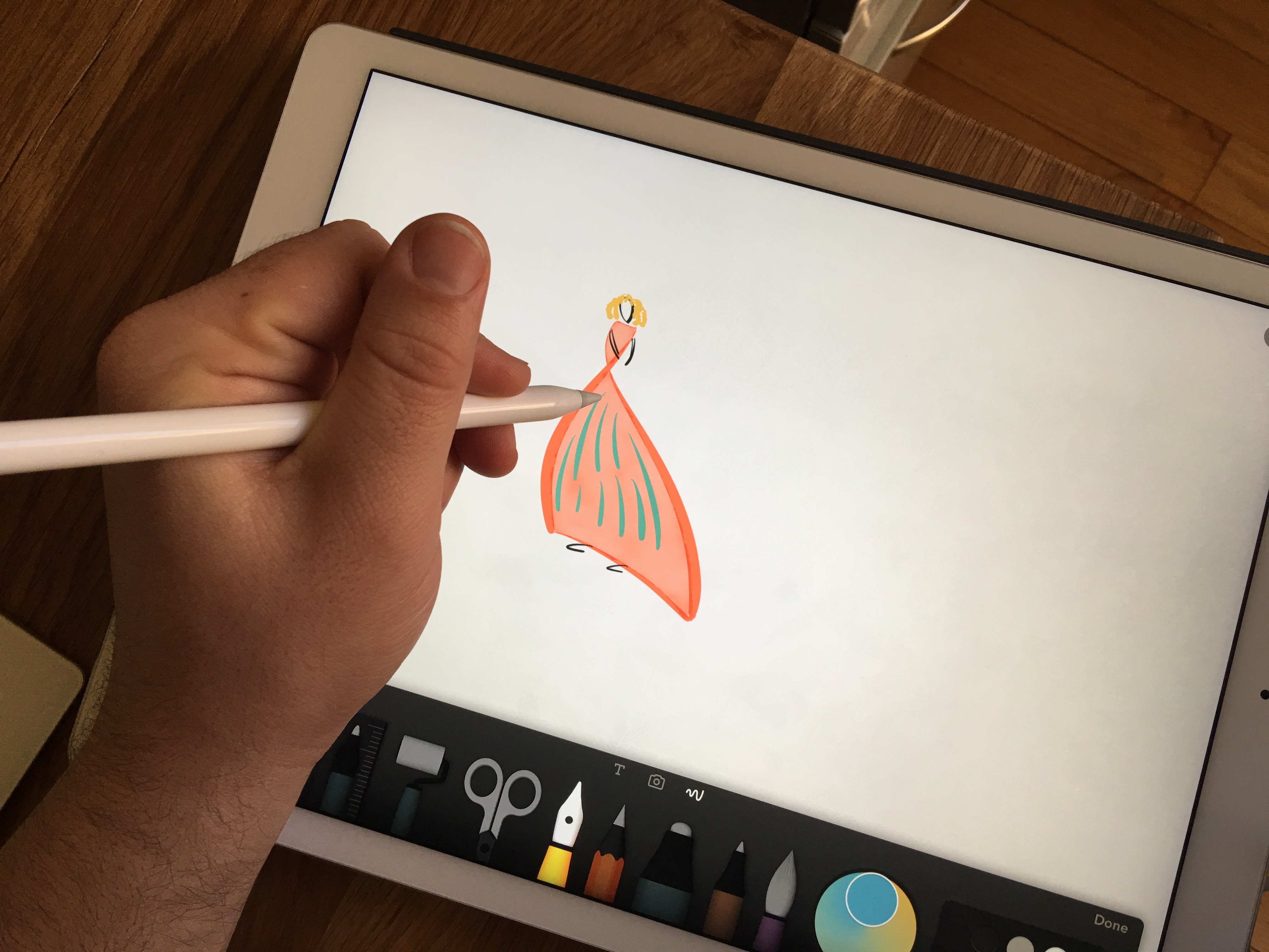 Айпад с Apple Pencil для рисования