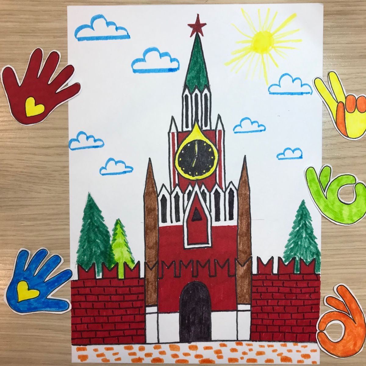 Рисунок Кремля детскими руками