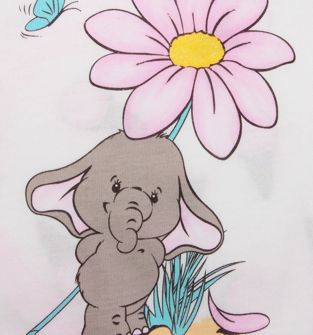 Слоненок с цветами