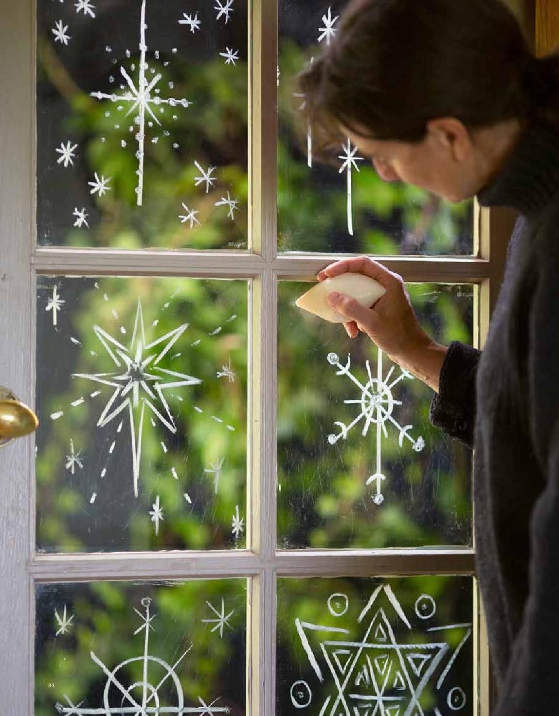 Украшения на окна снежинки с краской