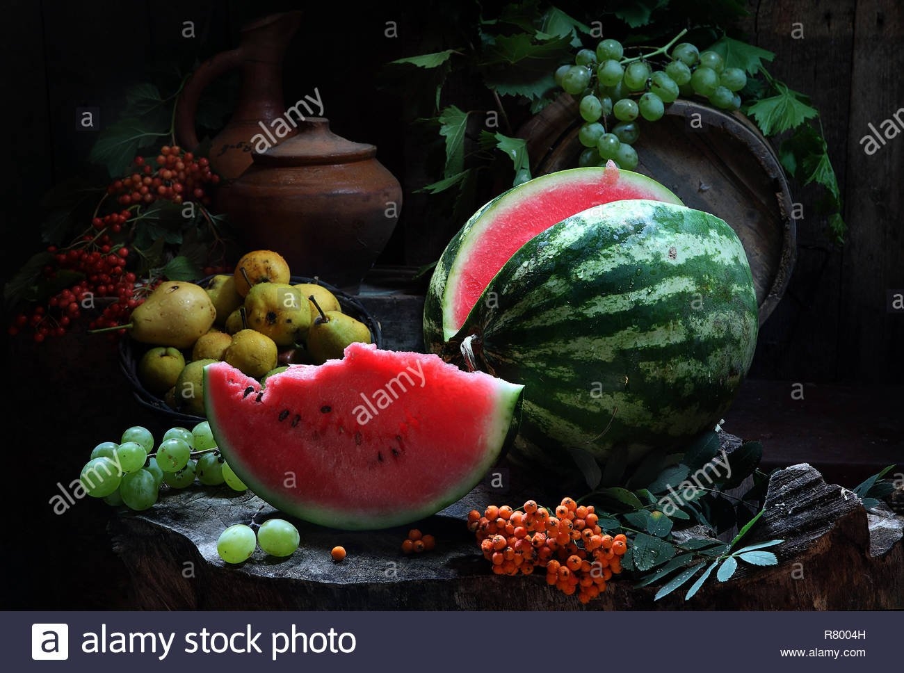 фото фруктов августа