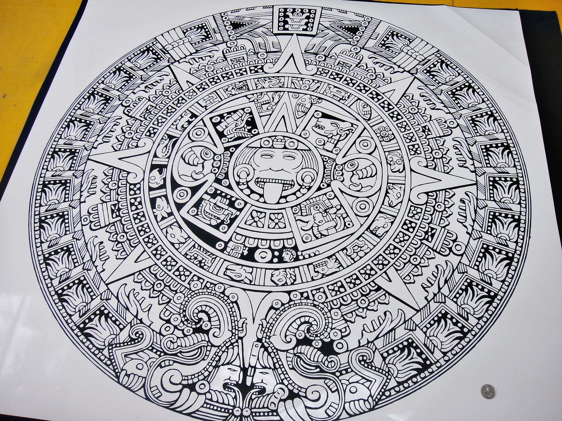 Календарь майя автор. Календарь Майя. Солнечный календарь Майя. Орнамент месяцеслов. Камень солнца вектор.