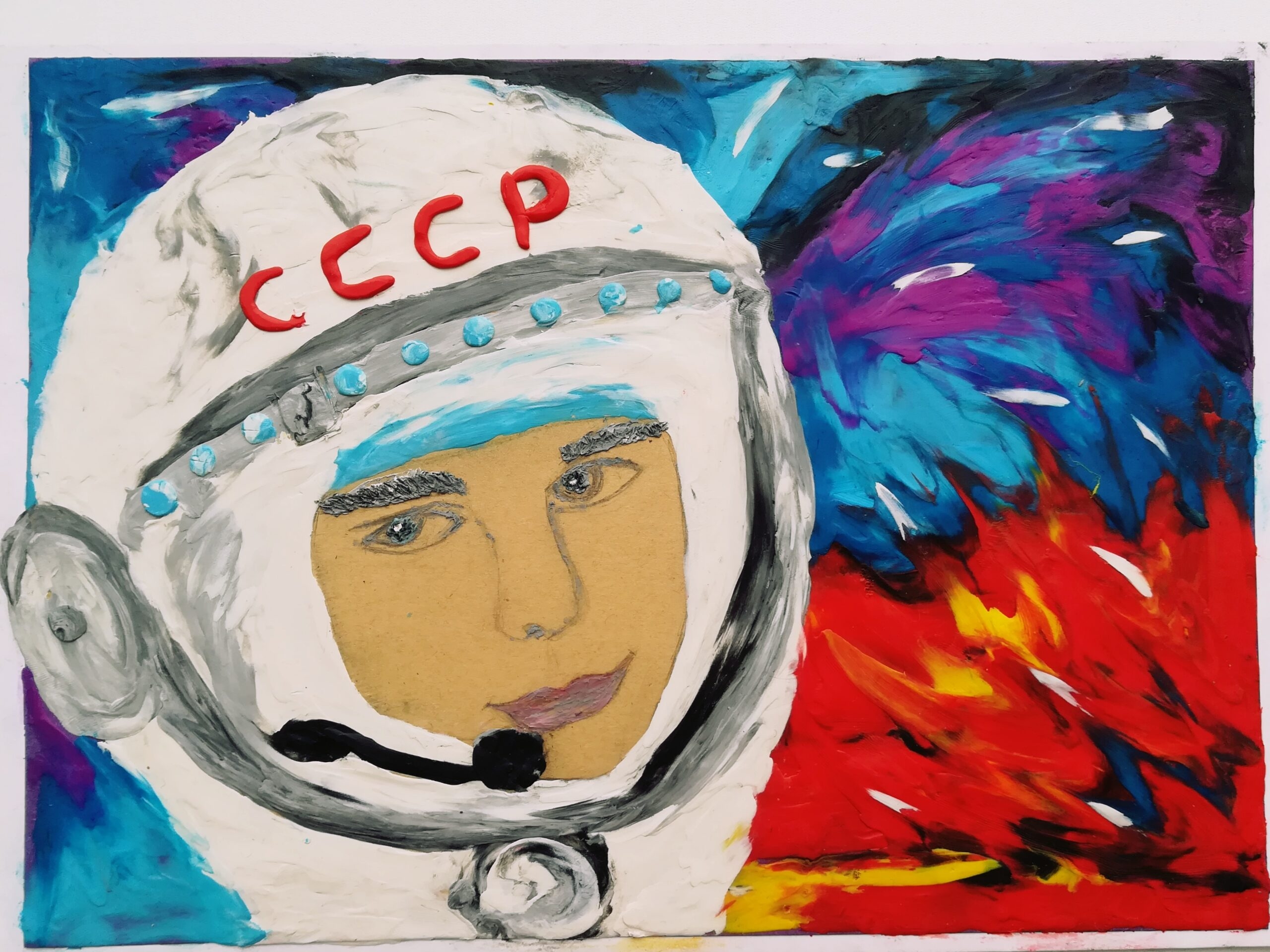 Конкурс гагарин в мире. Поделка Гагарин. Гагарин портрет для детей. Рисунок космонавтики. Портрет Юрия Гагарина карандашом.
